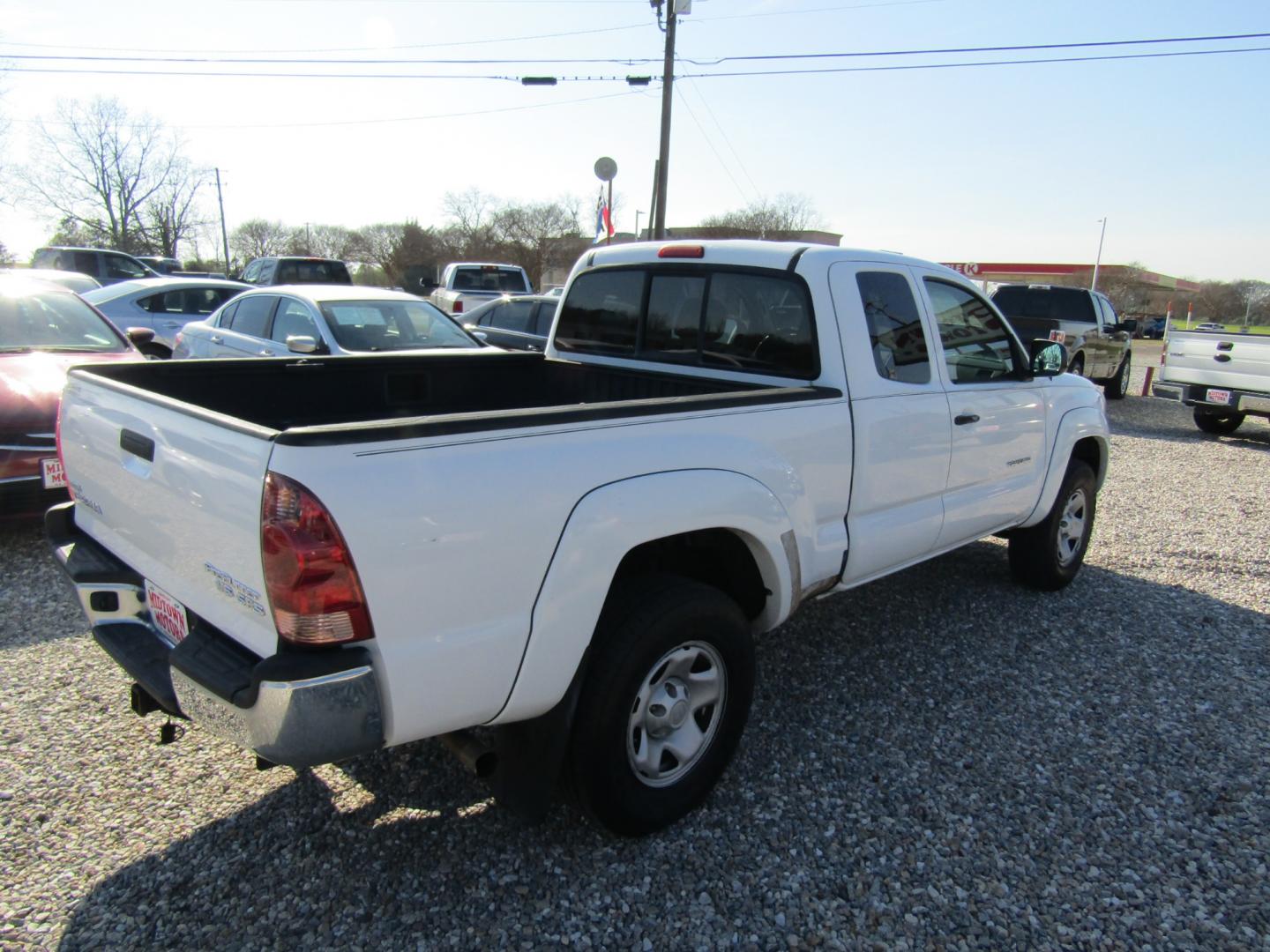 2008 White /Tan Toyota Tacoma PreRunner Access Cab V6 2WD (5TETU62N78Z) with an 4.0L V6 DOHC 24V engine, Automatic transmission, located at 15016 S Hwy 231, Midland City, AL, 36350, (334) 983-3001, 31.306210, -85.495277 - Photo#7